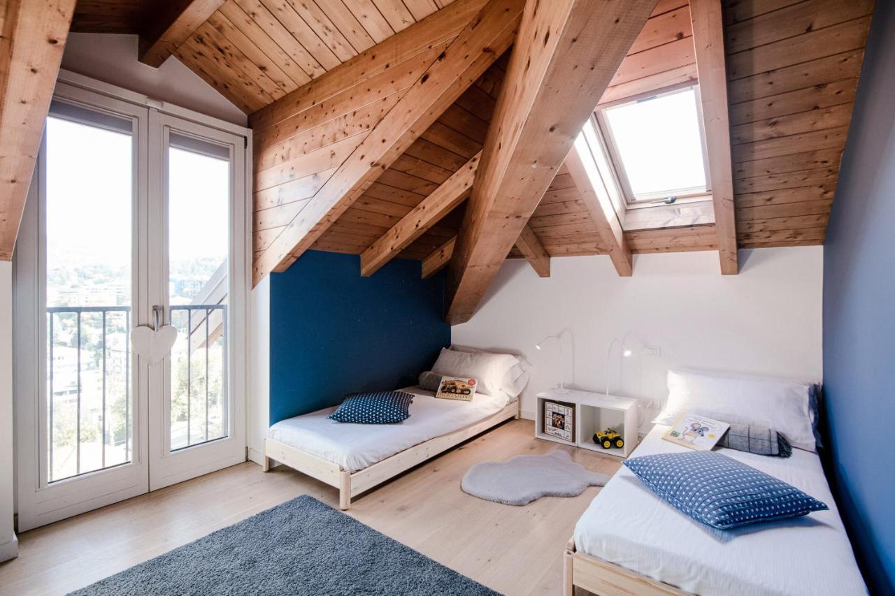 Modern Luxury Attic - Bymyhomeincomo Exterior photo